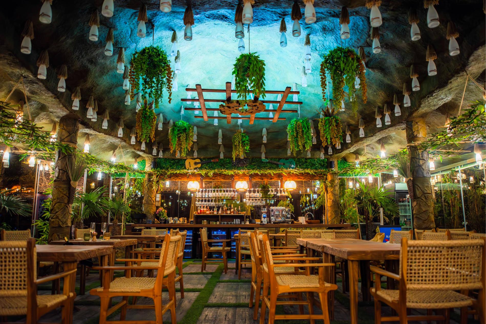 Dining Image